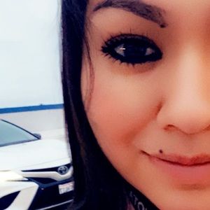 Meet your Posher, Lorena